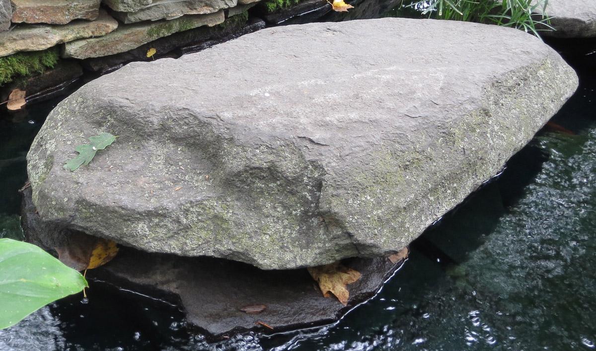 1969.0077.010 stone