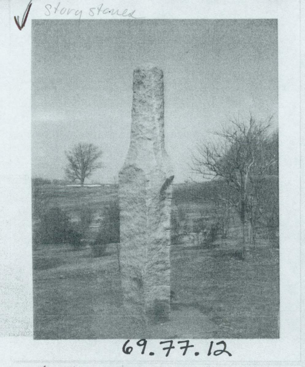 1969.0077.012 Stone, Snubber (view 2)