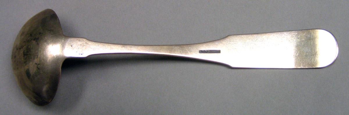 1969.0084 Ladle underside