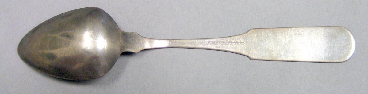 1969.0086 Teaspoon underside