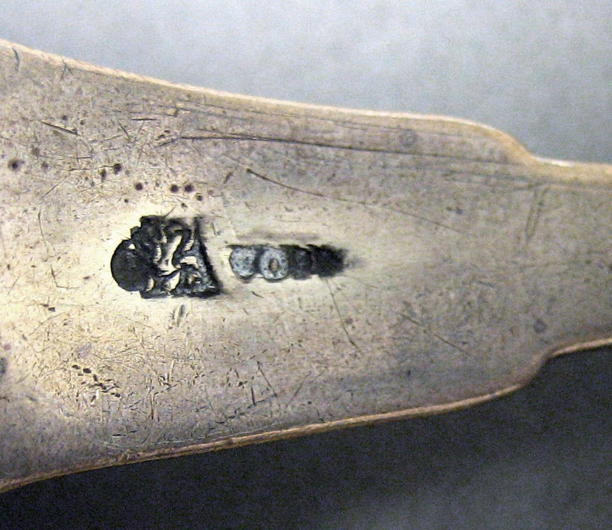 1969.0087 Tablespoon mark 1