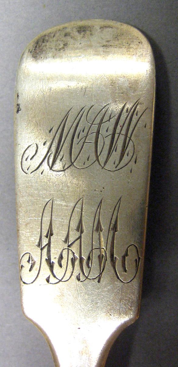 1969.0088 Teaspoon engraving