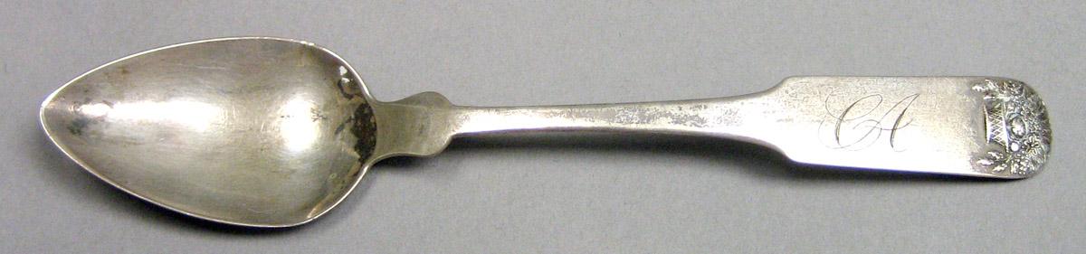 1969.0090 Teaspoon upper surface