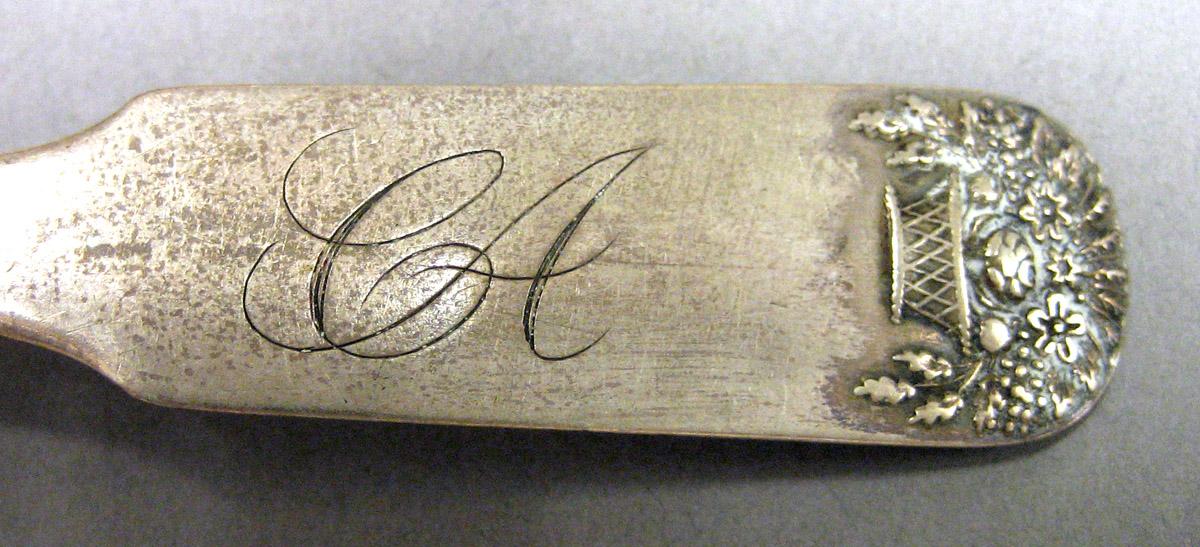 1969.0090 Teaspoon engraving