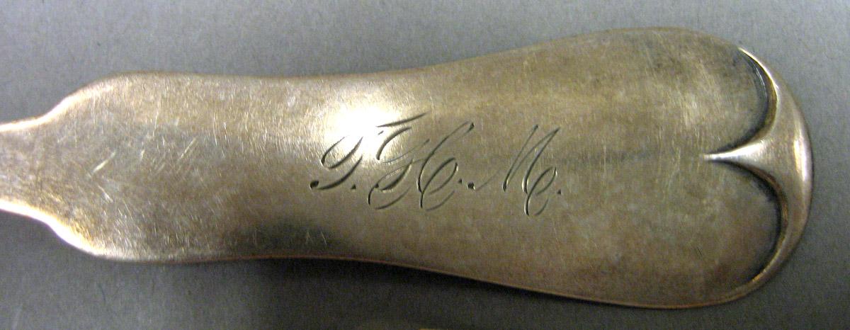 1969.0096 Teaspoon engraving