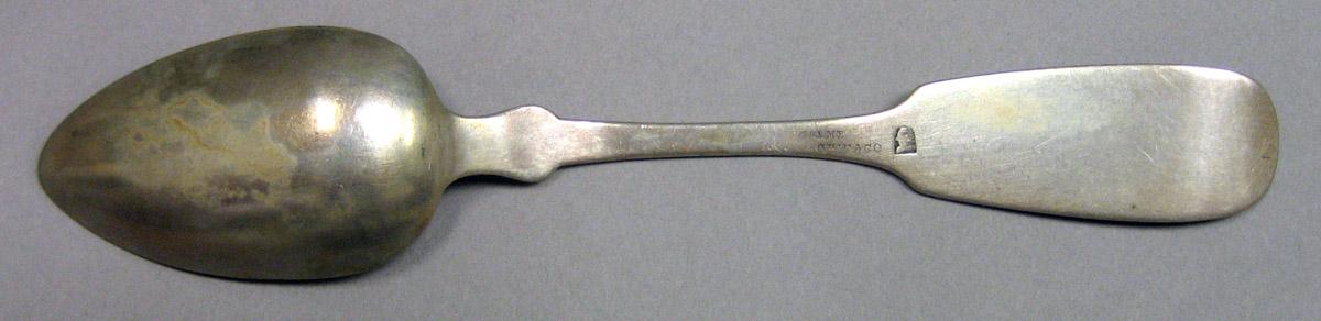 1969.0098 Teaspoon underside