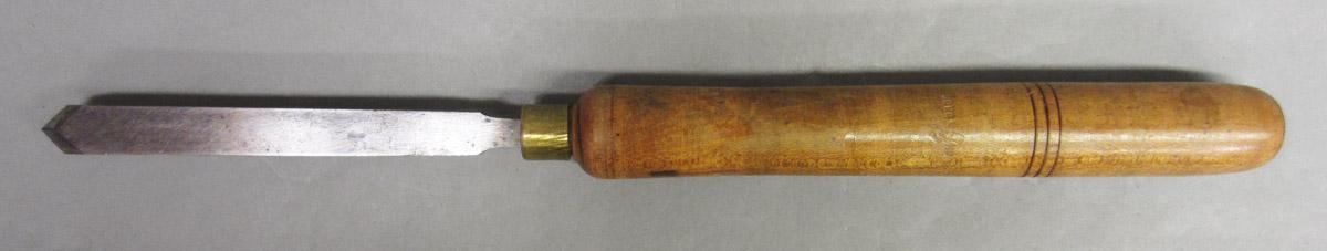 1969.0108 Turning chisel, side 2