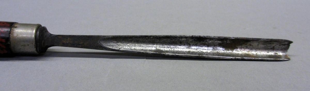 1969.0112 Carving gouge, detail