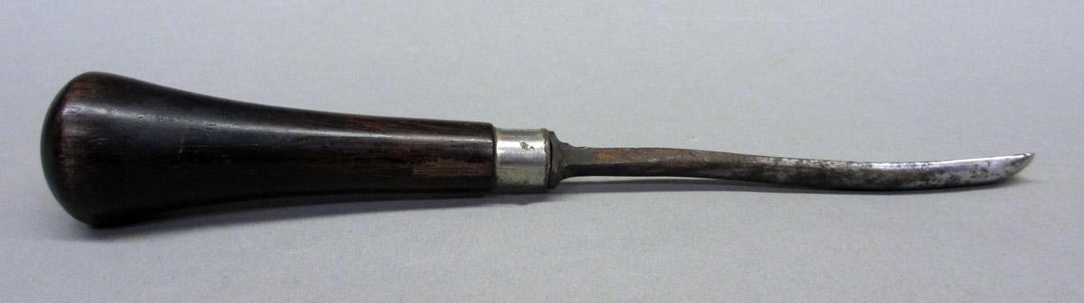 1969.0113 Carving gouge, View 3