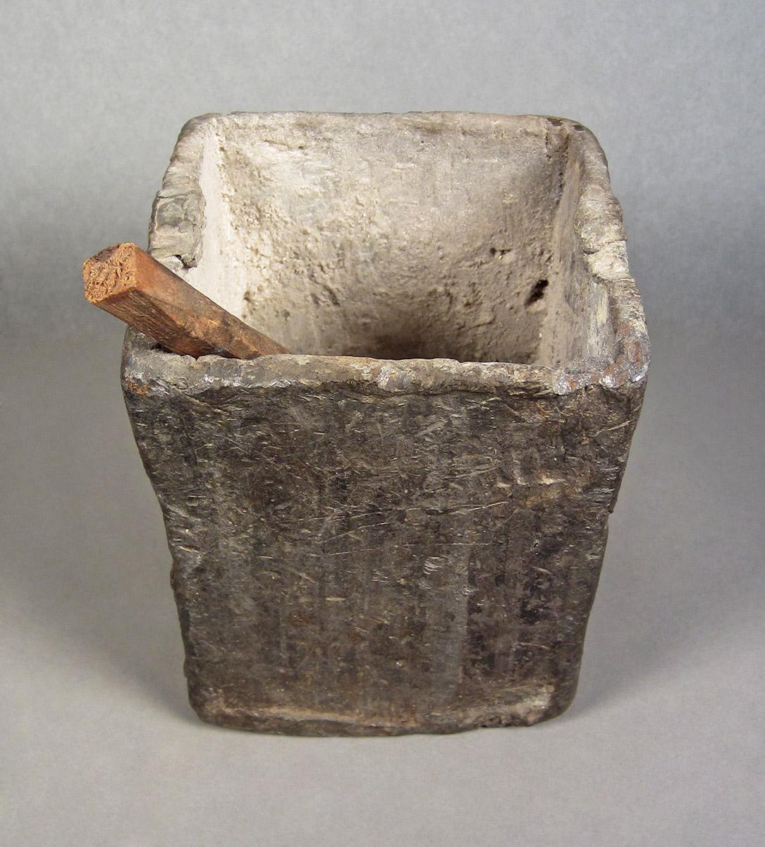 1957.0026.532 A, B, Container with flux and paddle, overall