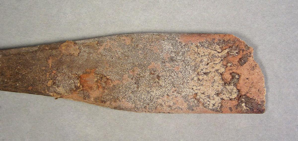 1957.0026.532 B, Container with flux and paddle, paddle blade side 2