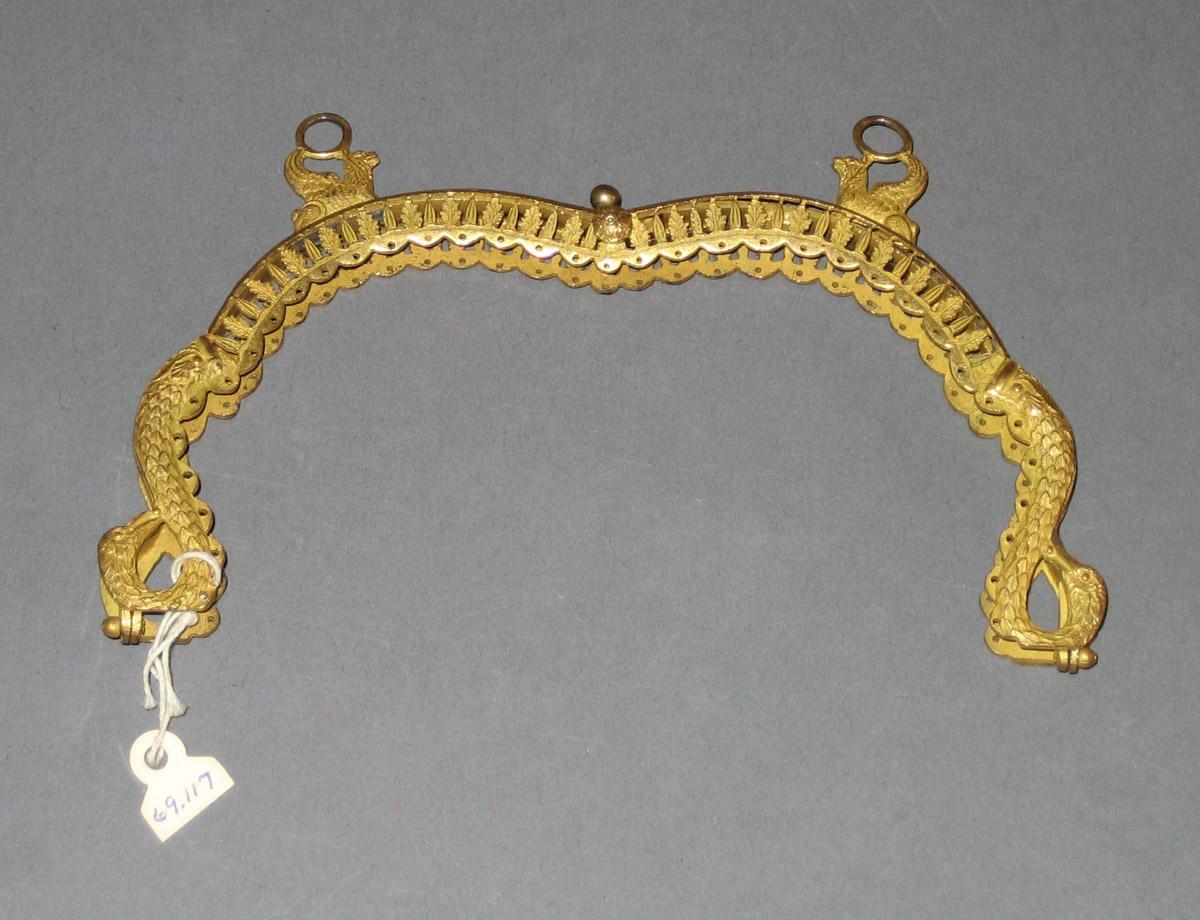 1969.0117 Handbag frame with clasp