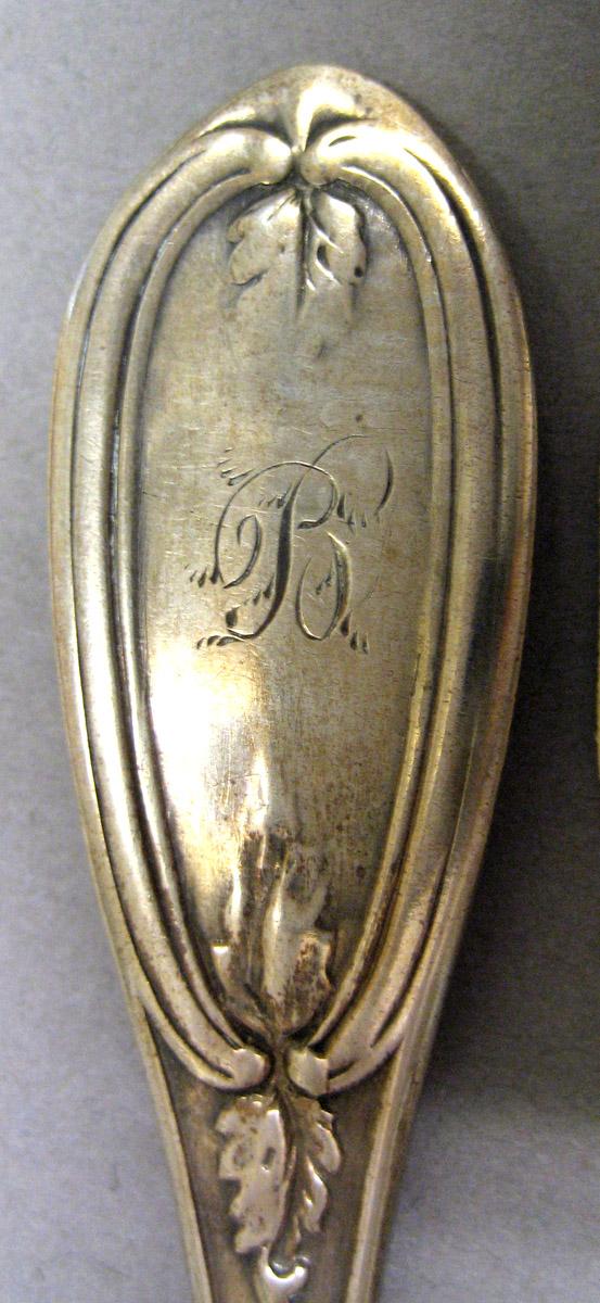 1969.0119  Salt spoon engraving