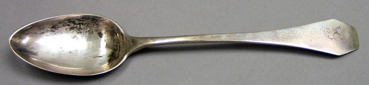 1969.0125 Tablespoon upper surface