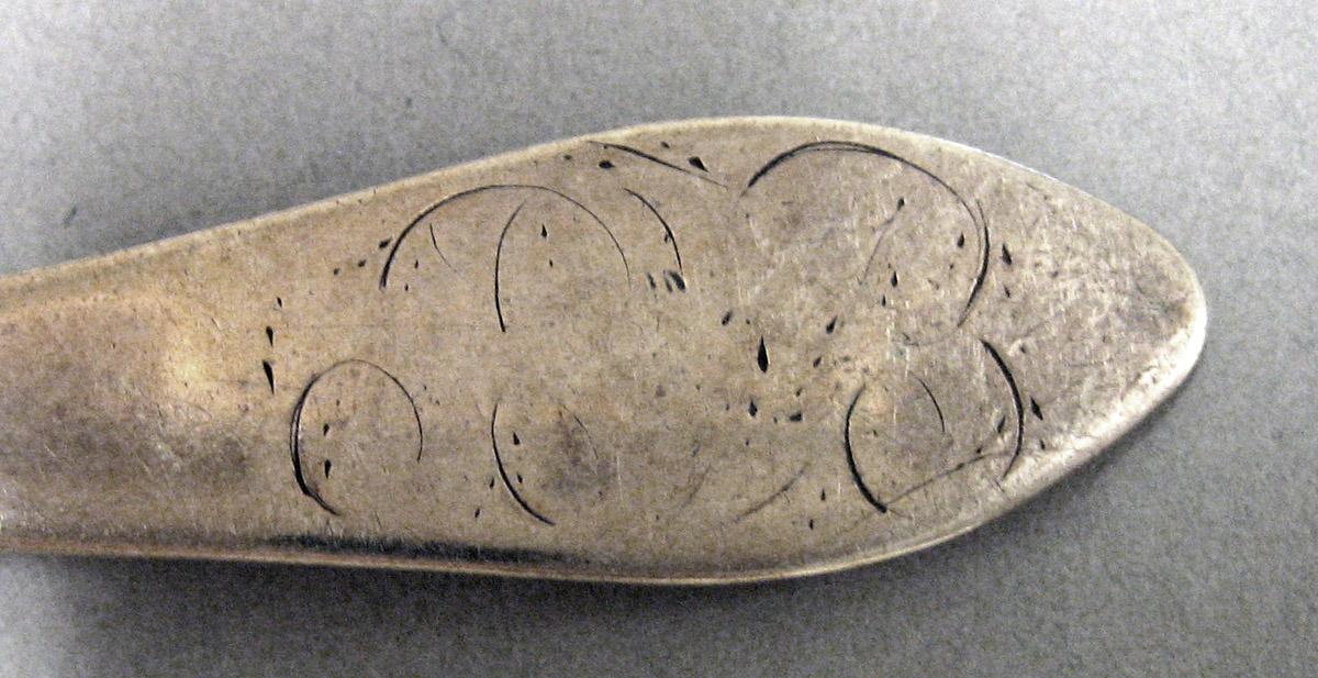 1969.0129 Spoon engraving