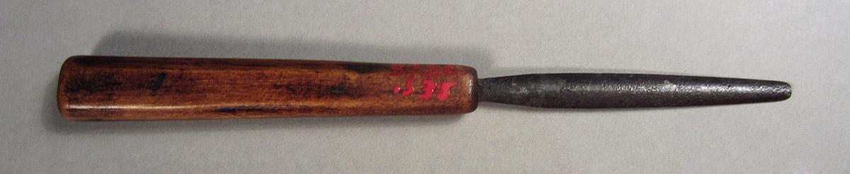 1957.0026.535, File, side 2
