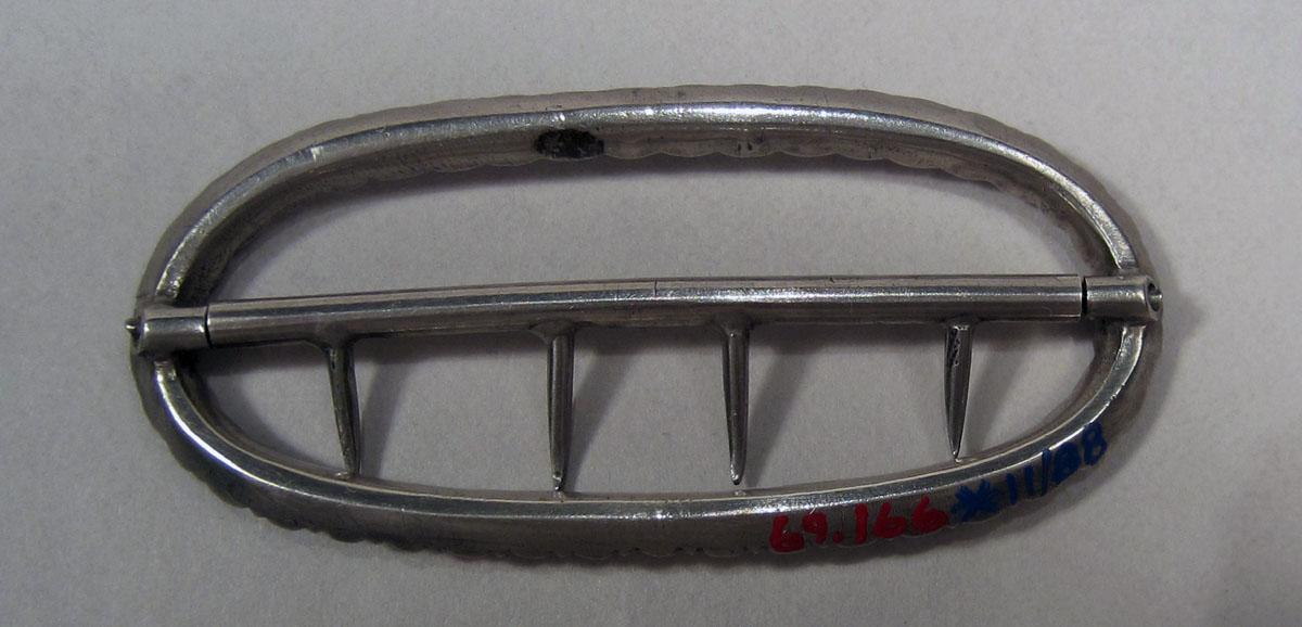 1969.0166 Buckle underside