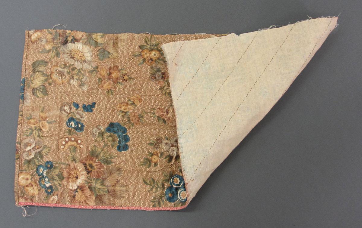 1969.0173 Textile, printed folded corner