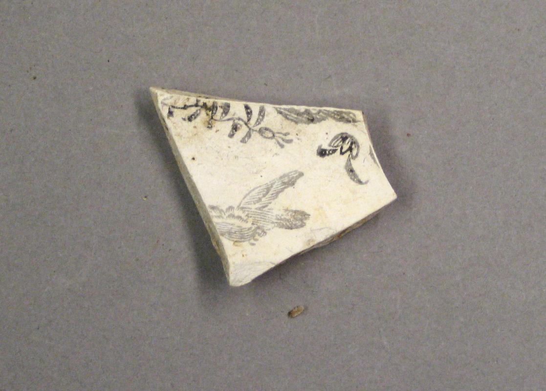 1969.0178.042 Ceramic fragment