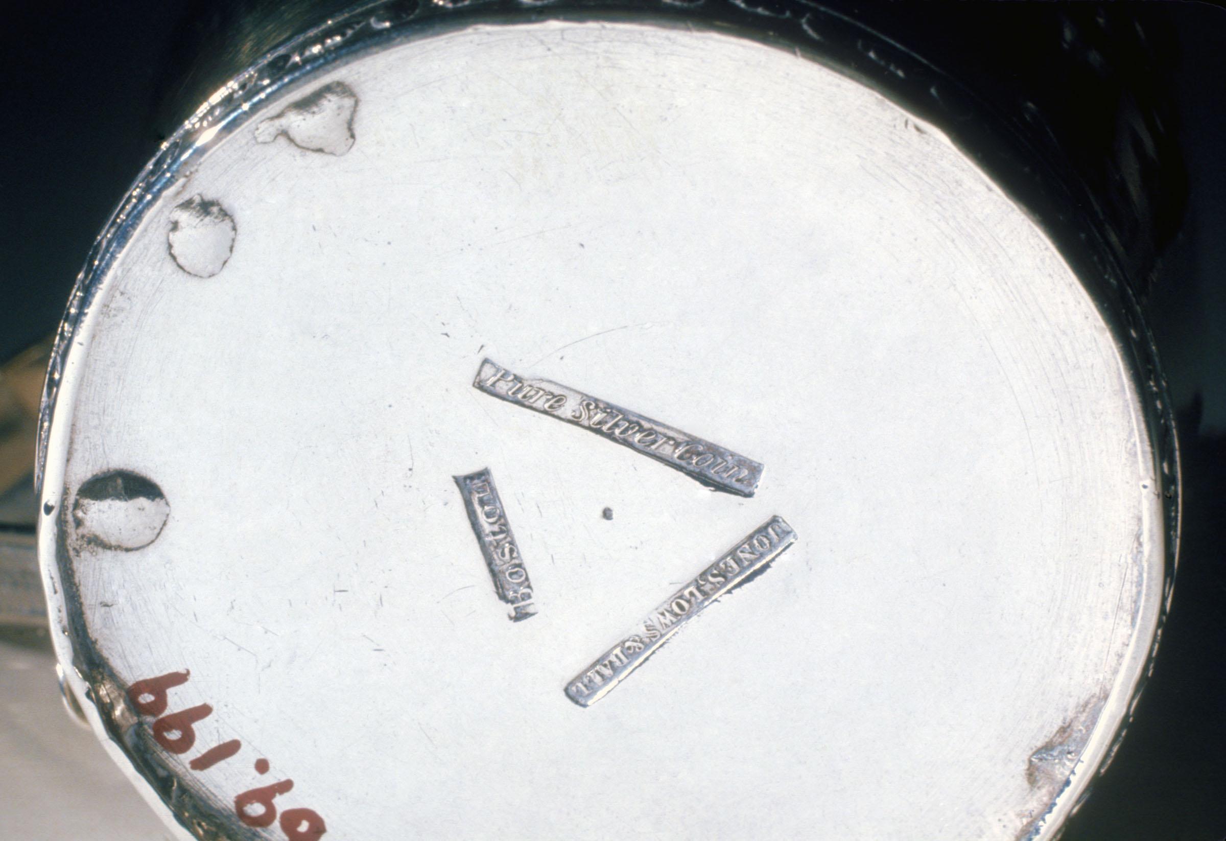 1969.0199 Cup, detail 1
