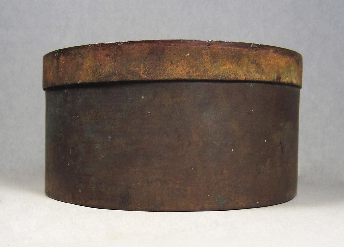 1957.0026.560, Box, side 2
