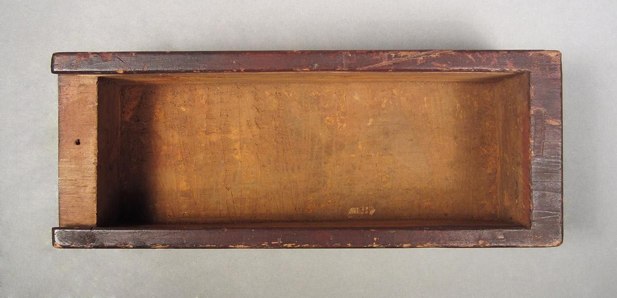 1957.0026.564, Box, top open