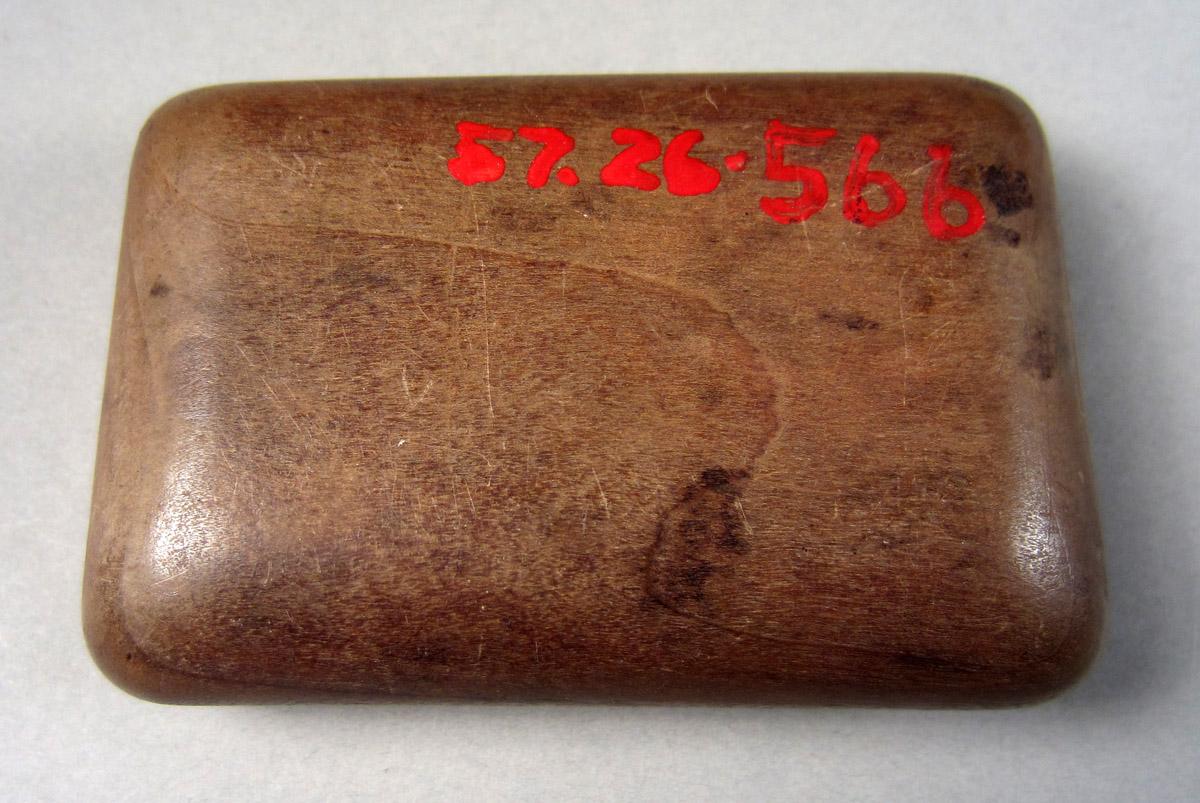 1957.0026.566 Box, Underside