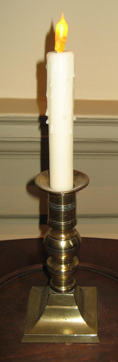 1969.0283.001 Candlestick