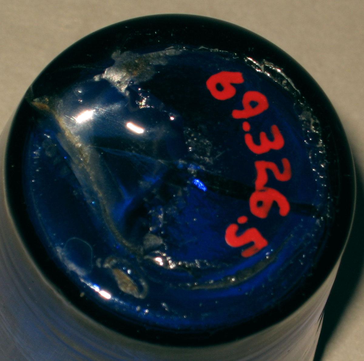 1969.0326.005 Glass tumbler (underside)