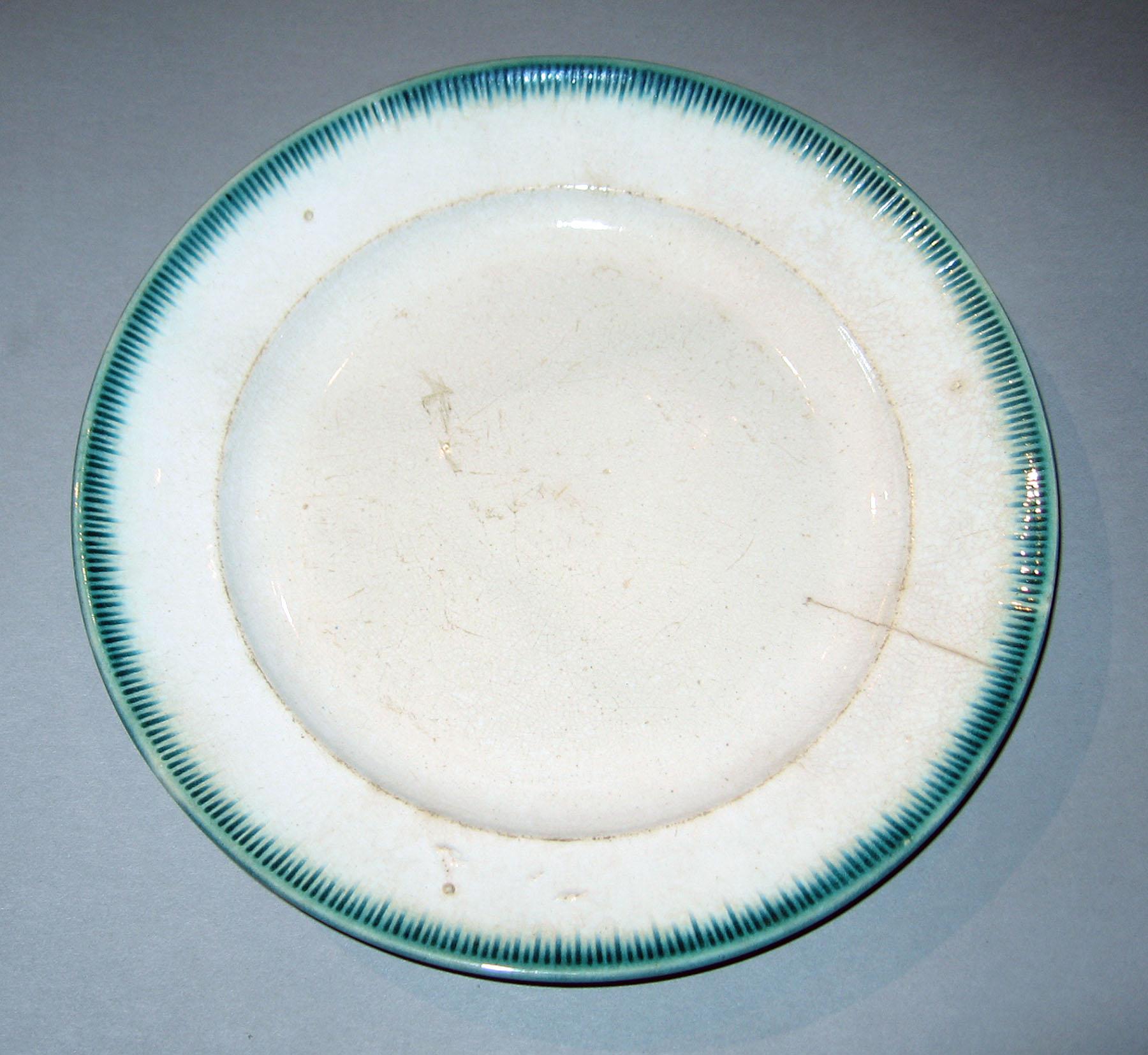 1969.0331.001 Mellor & Venables pearlware plate