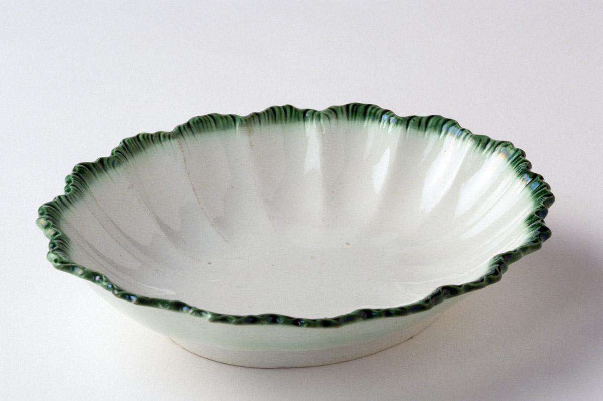 1969.0340.002 Dish