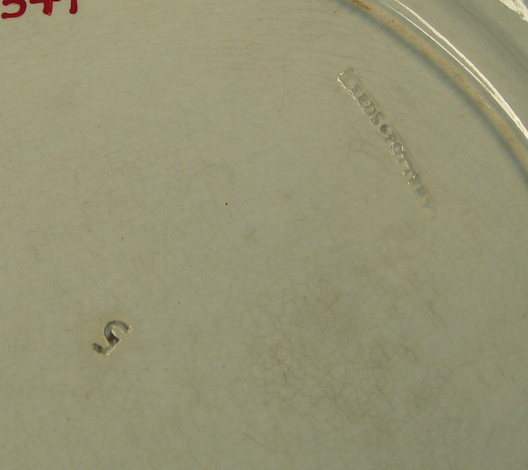 1969.0341 Leeds pearlware plate (detail)