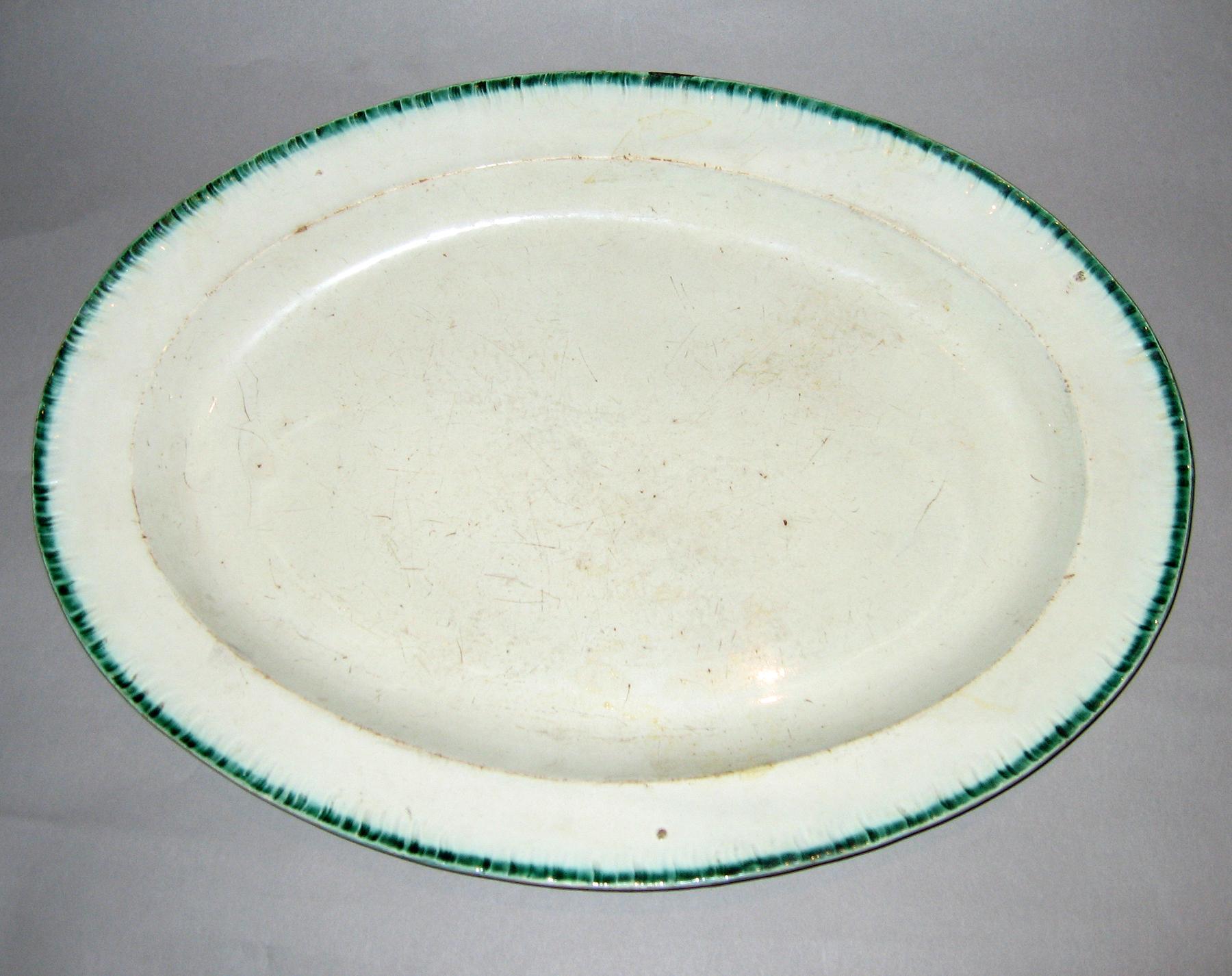 1969.0343.003 Oval dish