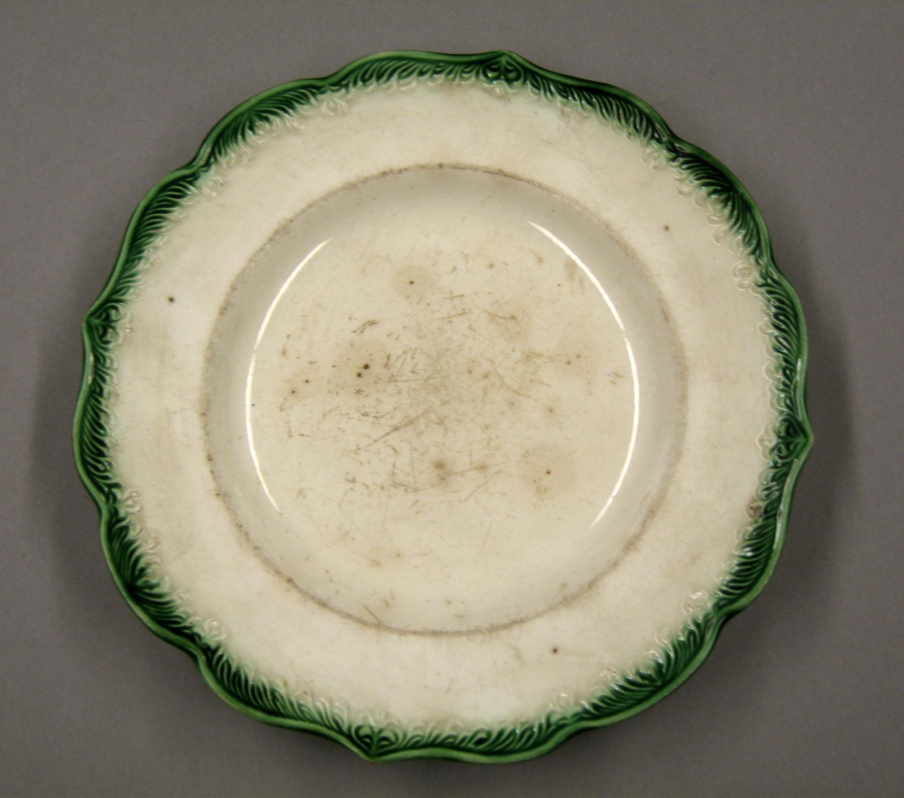 1969.0351.005 Dinner plate