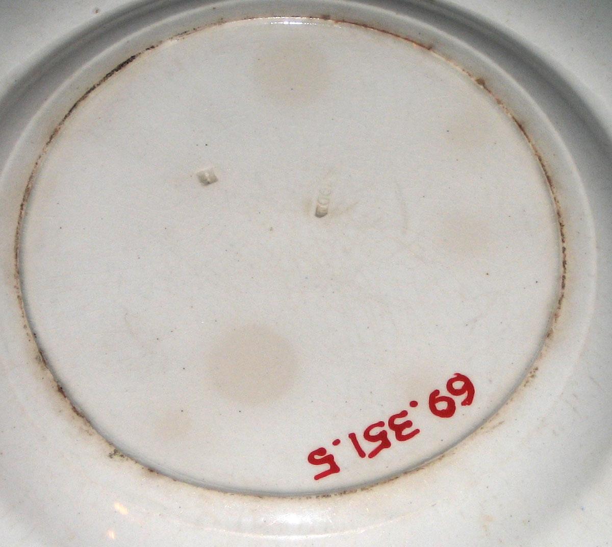 1969.0351.005 Dinner plate (mark)