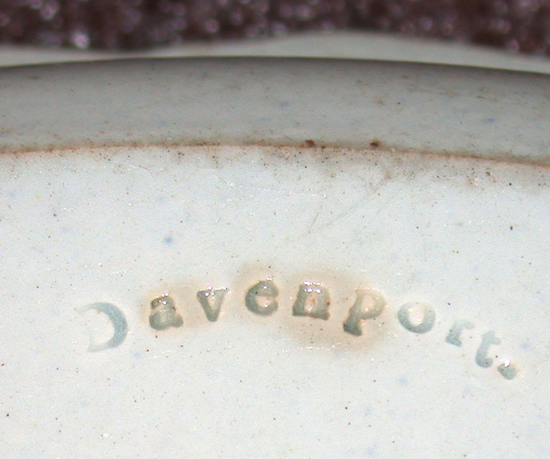 1969.0362.001 Pearlware Davenport dish (mark)