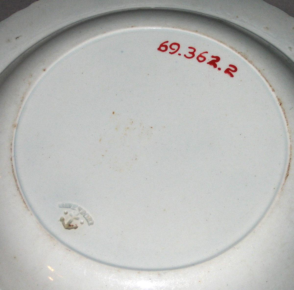 1969.0362.002 Soup plate (underside)