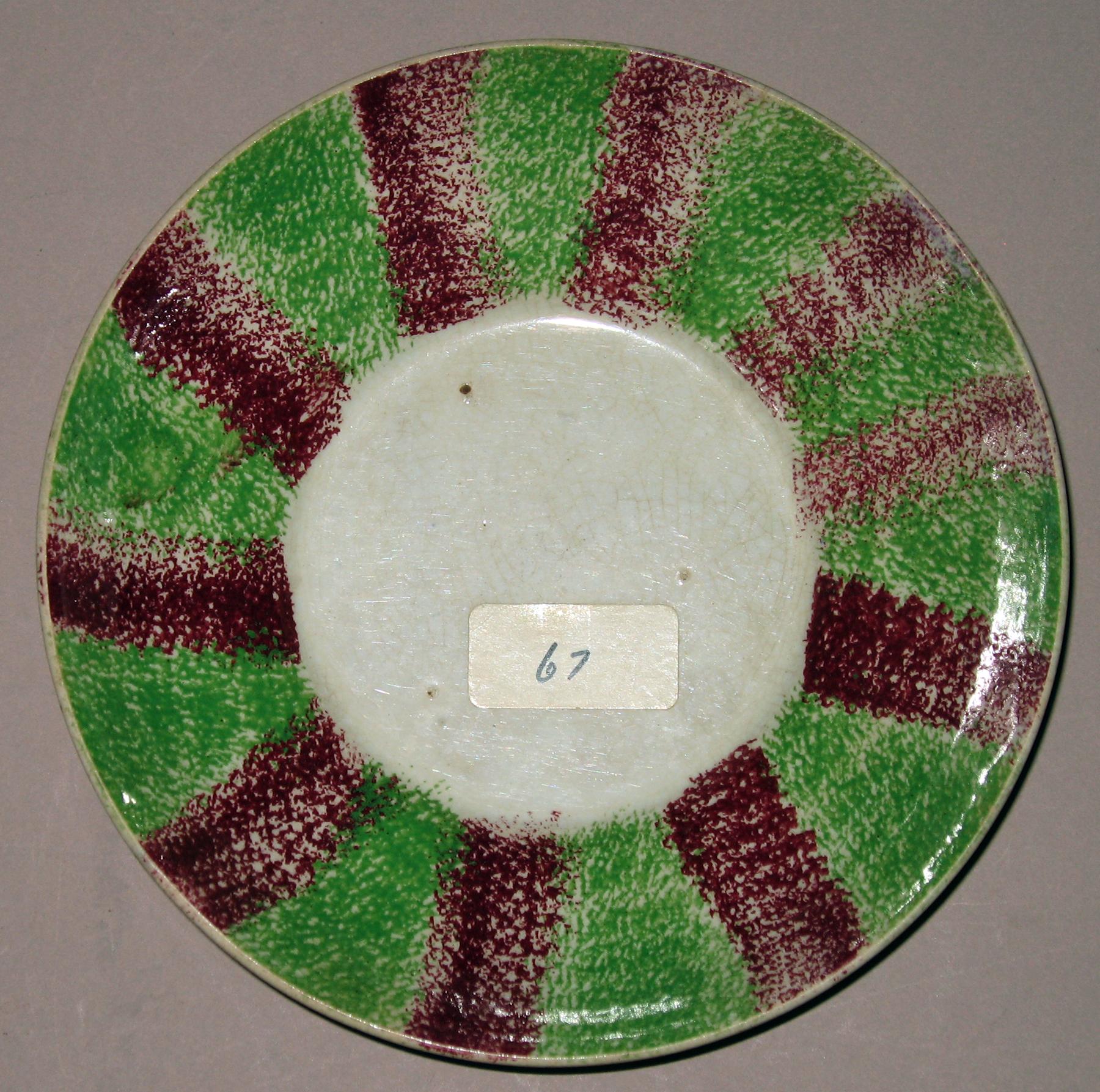 1969.0372 Saucer
