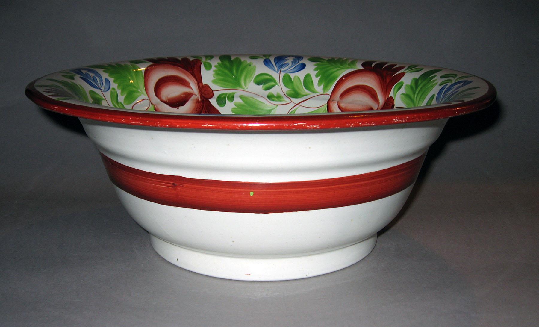 1969.0383 Pearlware bowl (profile)