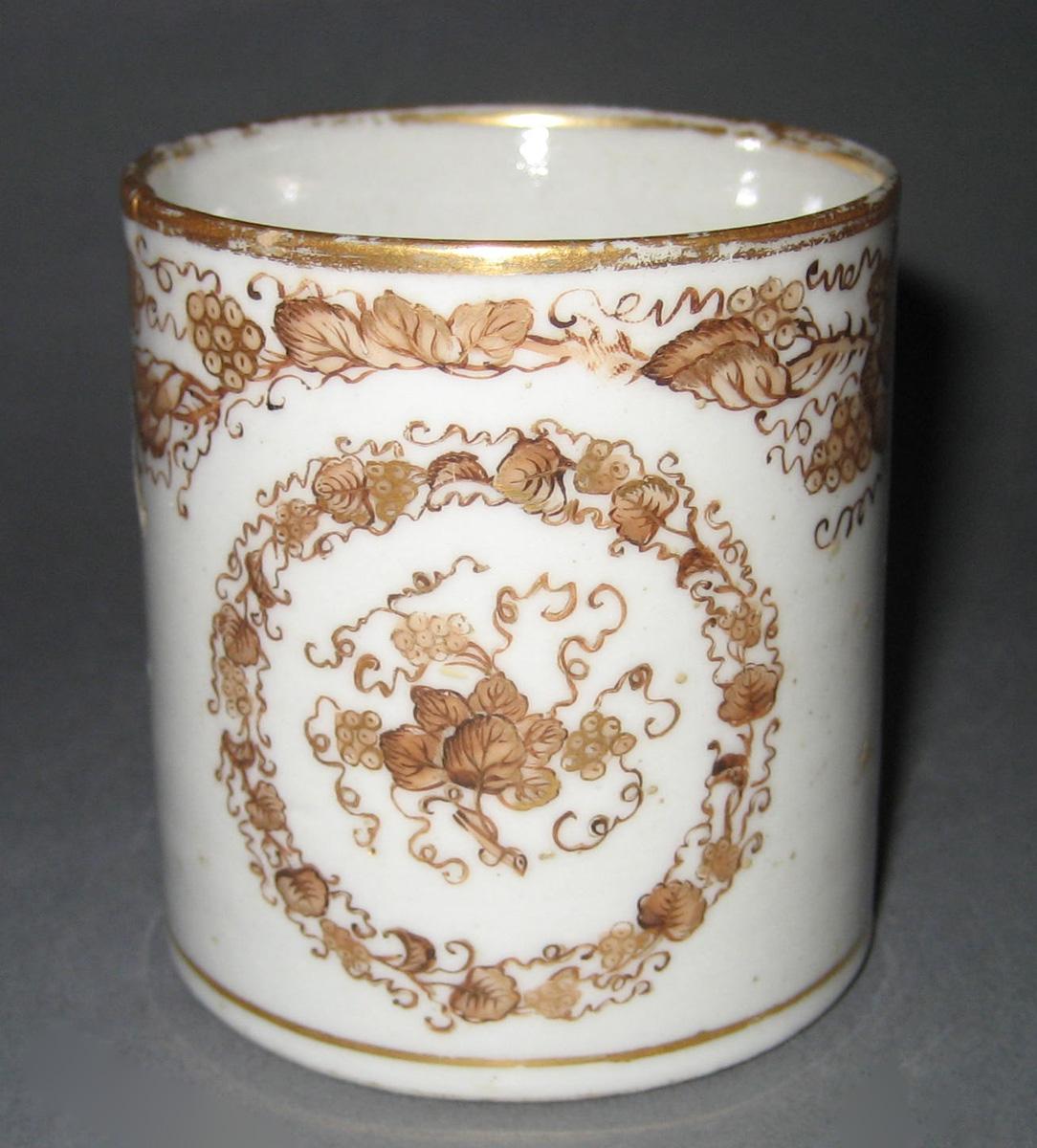 1969.0401.001 Porcelain Coffee Can front