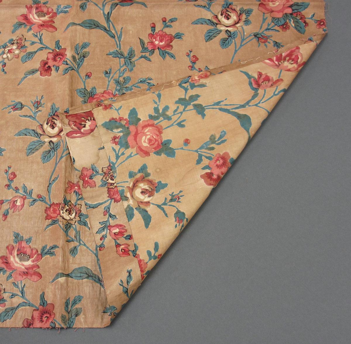 1969.0450 Textile, printed partial folded corner