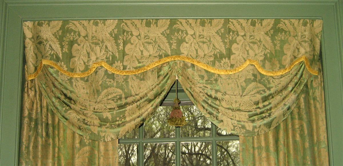 1969.0504.001 C Valance