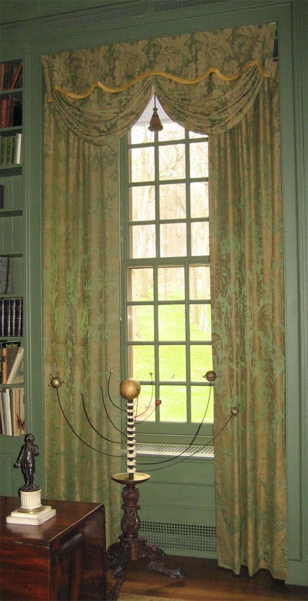 1969.0504.002 Window hangings