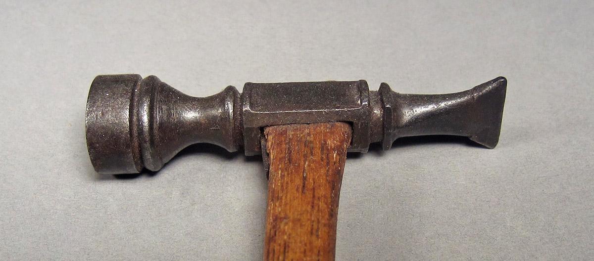1957.0026.611, Hammer, head bottom