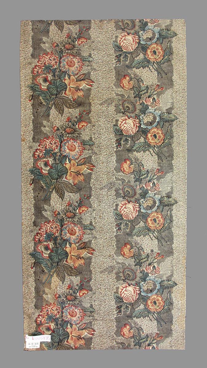1969.0507.002 B Textile, printed obverse