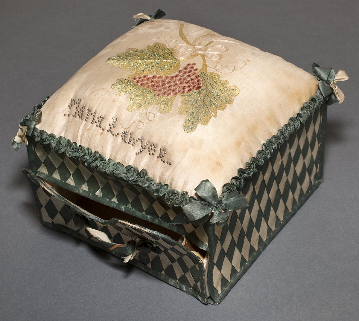1969.0514.001 Pincushion, Side 2