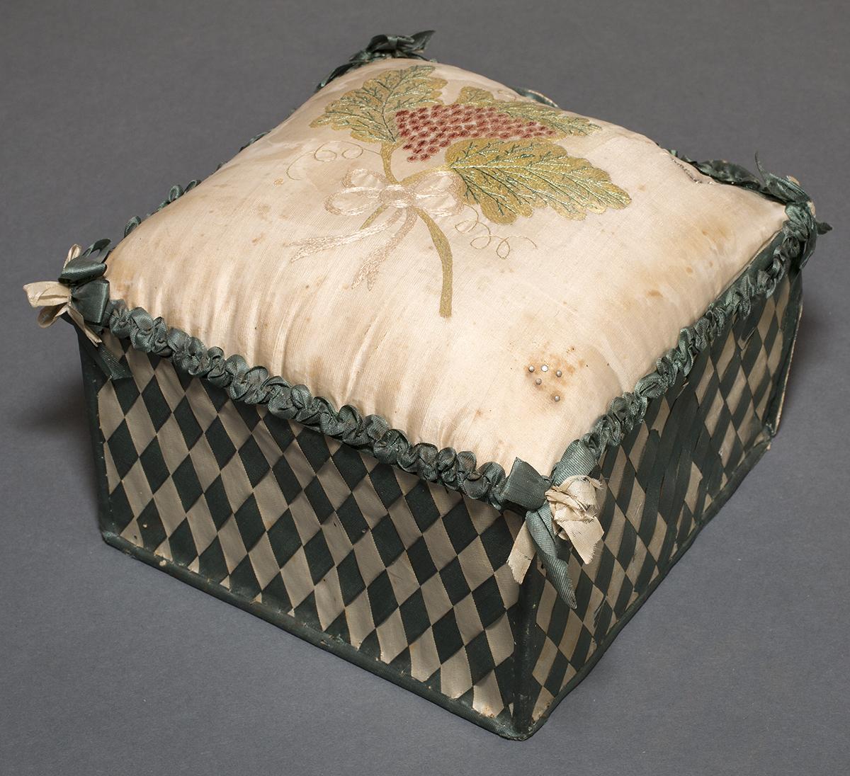 1969.0514.001 Pincushion, Back