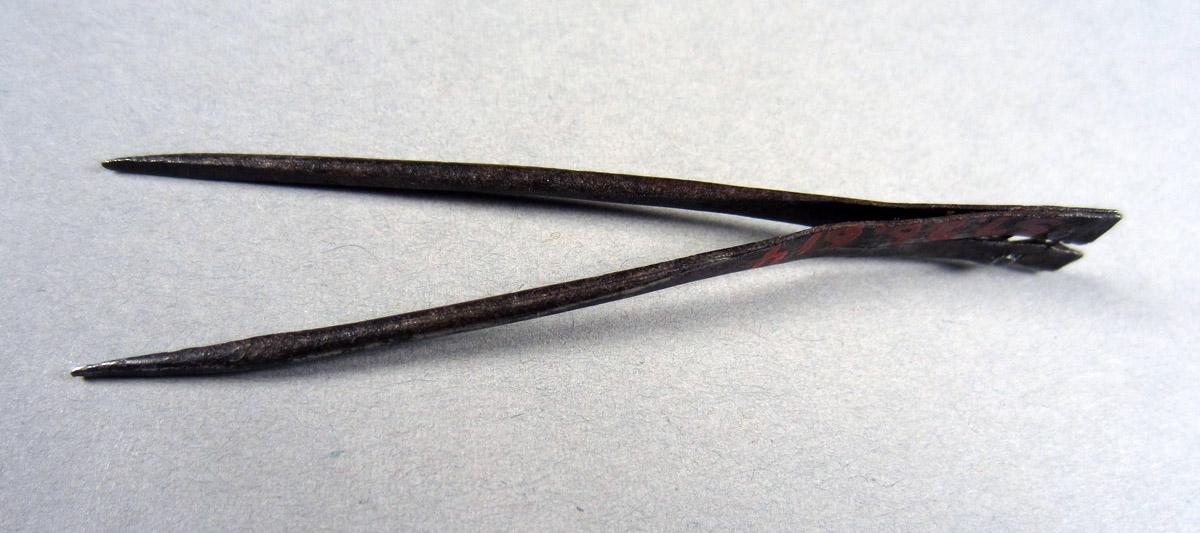 1957.0026.614 Tweezers, View 2