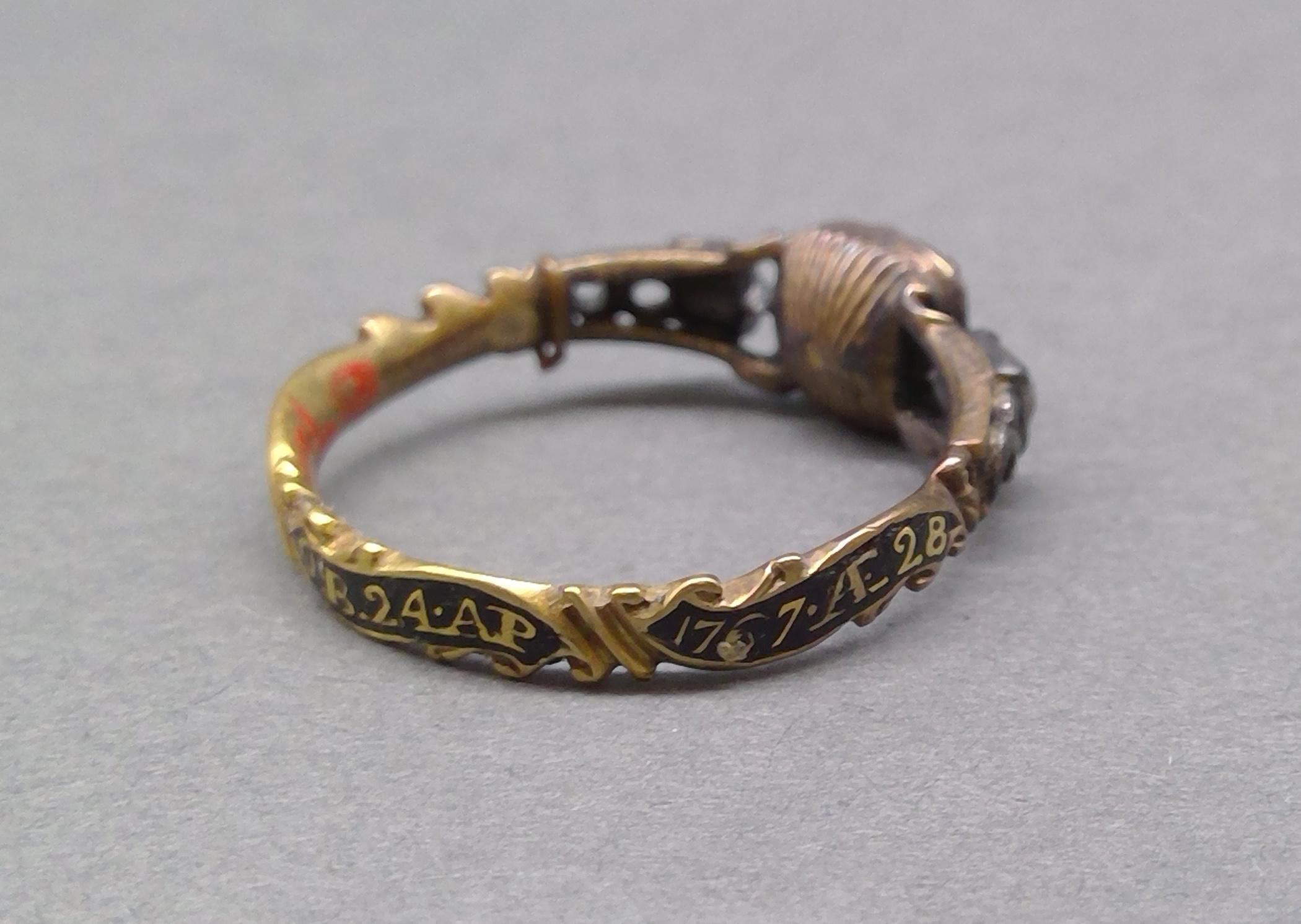 1969.0527 Ring (finger), Mourning ring, view5