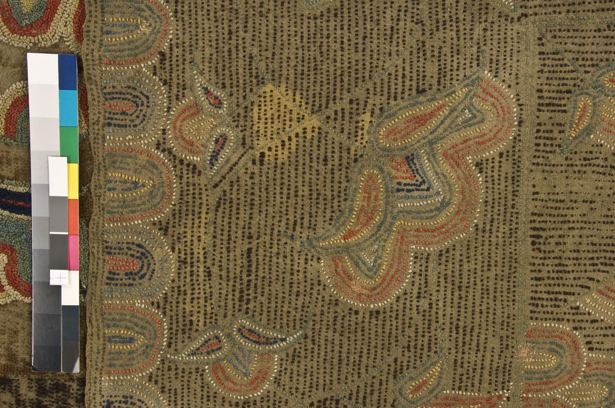 1969.0556 Bedcover, Bed rug (detail 1)